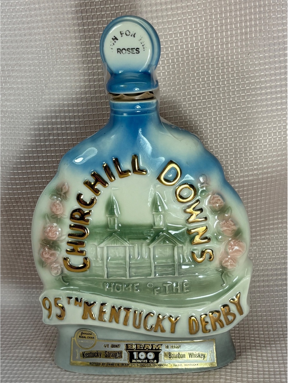 275 vintage 1969 Jim Beam Churchill Downs / 95th Kentucky Derby ceramic decanter